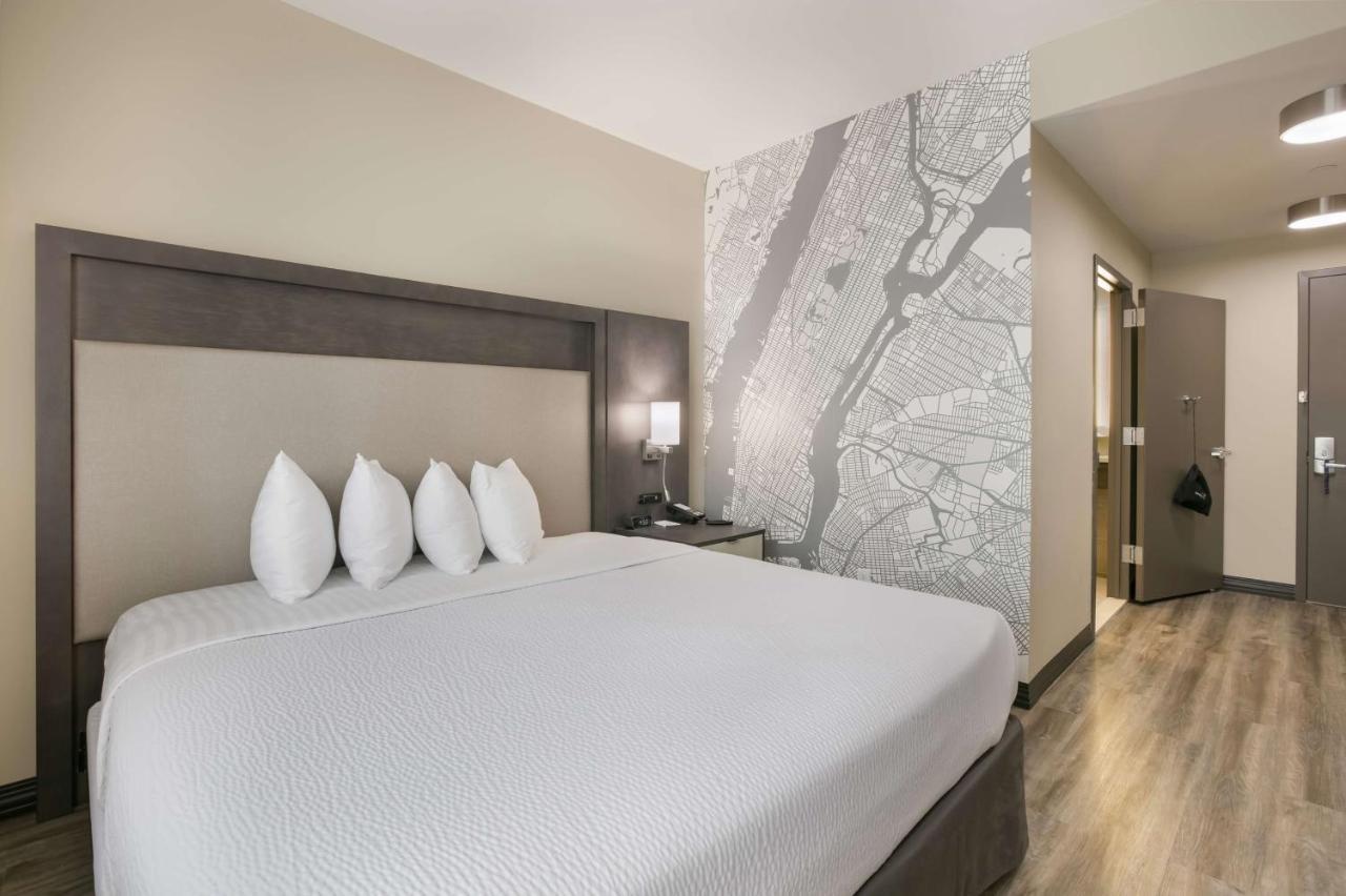 Best Western Plus Executive Residency Bronx New York Exterior photo