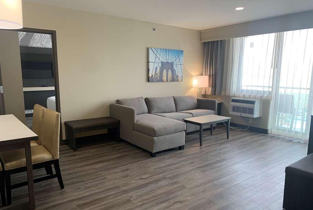 Best Western Plus Executive Residency Bronx New York Room photo